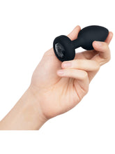 Load image into Gallery viewer, B-VIBE VIBRATING JEWELS REMOTE CONTROL PLUG M/L BLACK
